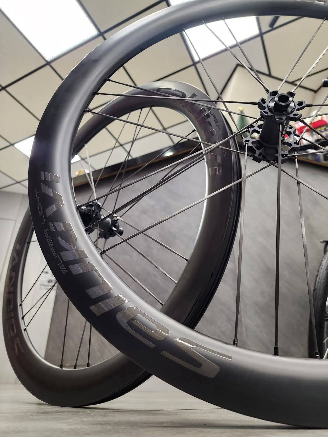 獵犬輪組 Salukivi G3 50D 公路車 碳纖維 碟煞輪組 1350g G3編法 G350:圖片 3