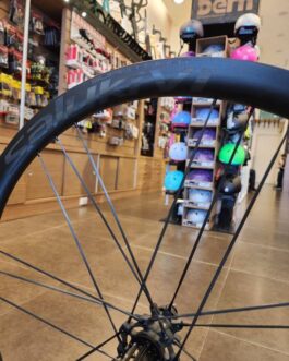 獵犬輪組 Salukivi G3 50D 公路車 碳纖維 碟煞輪組 1350g G3編法 G350